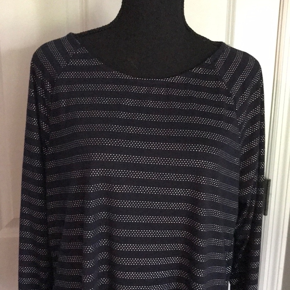 PULLOVER TOP